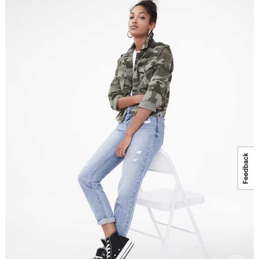 Aeropostale Jacket Women's Size M Cropped Button Up Frayed Raw Hem Chest Pockets